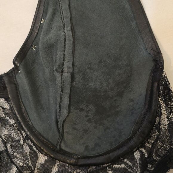 SPICE LEATHER AND LACE SEXY BODYSUIT SIZE SMALL. - Picture 5 of 9